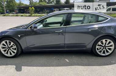 Седан Tesla Model 3 2020 в Шепетовке