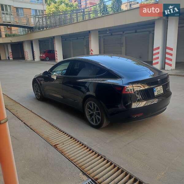 Седан Tesla Model 3 2022 в Одессе