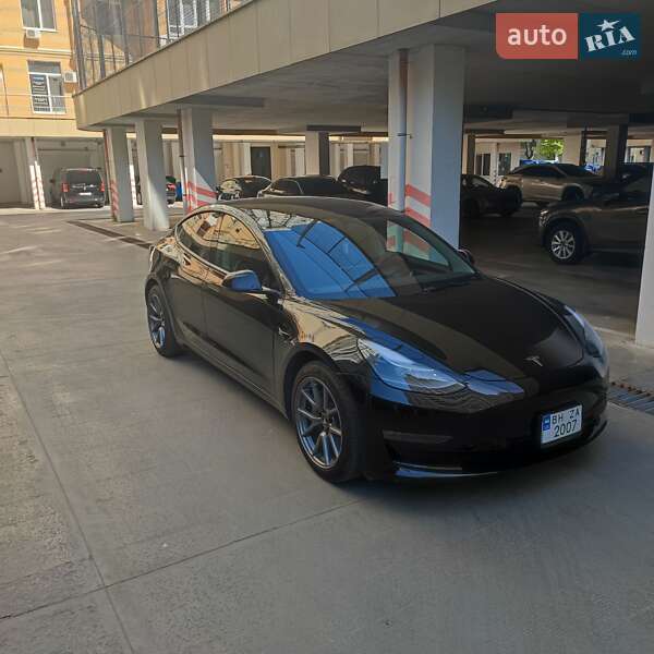 Седан Tesla Model 3 2022 в Одессе фото Седан Tesla Model 3 2022 в Одессе