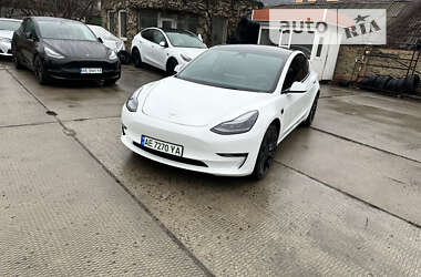 Седан Tesla Model 3 2023 в Днепре