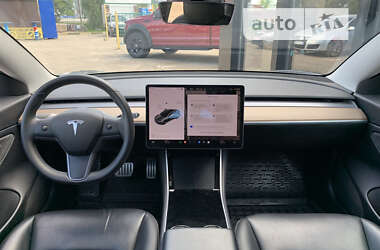 Седан Tesla Model 3 2020 в Харькове