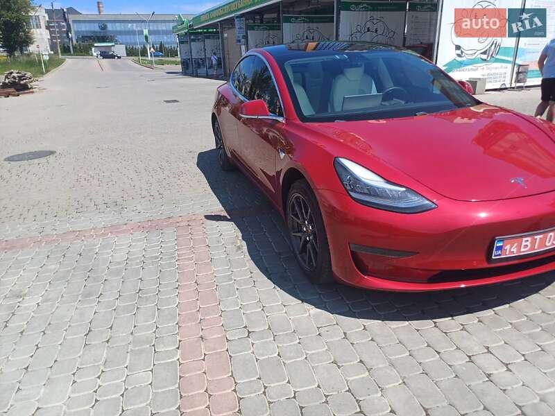 Седан Tesla Model 3 2019 в Ивано-Франковске фото 11 Седан Tesla Model 3 2019 в Ивано-Франковске