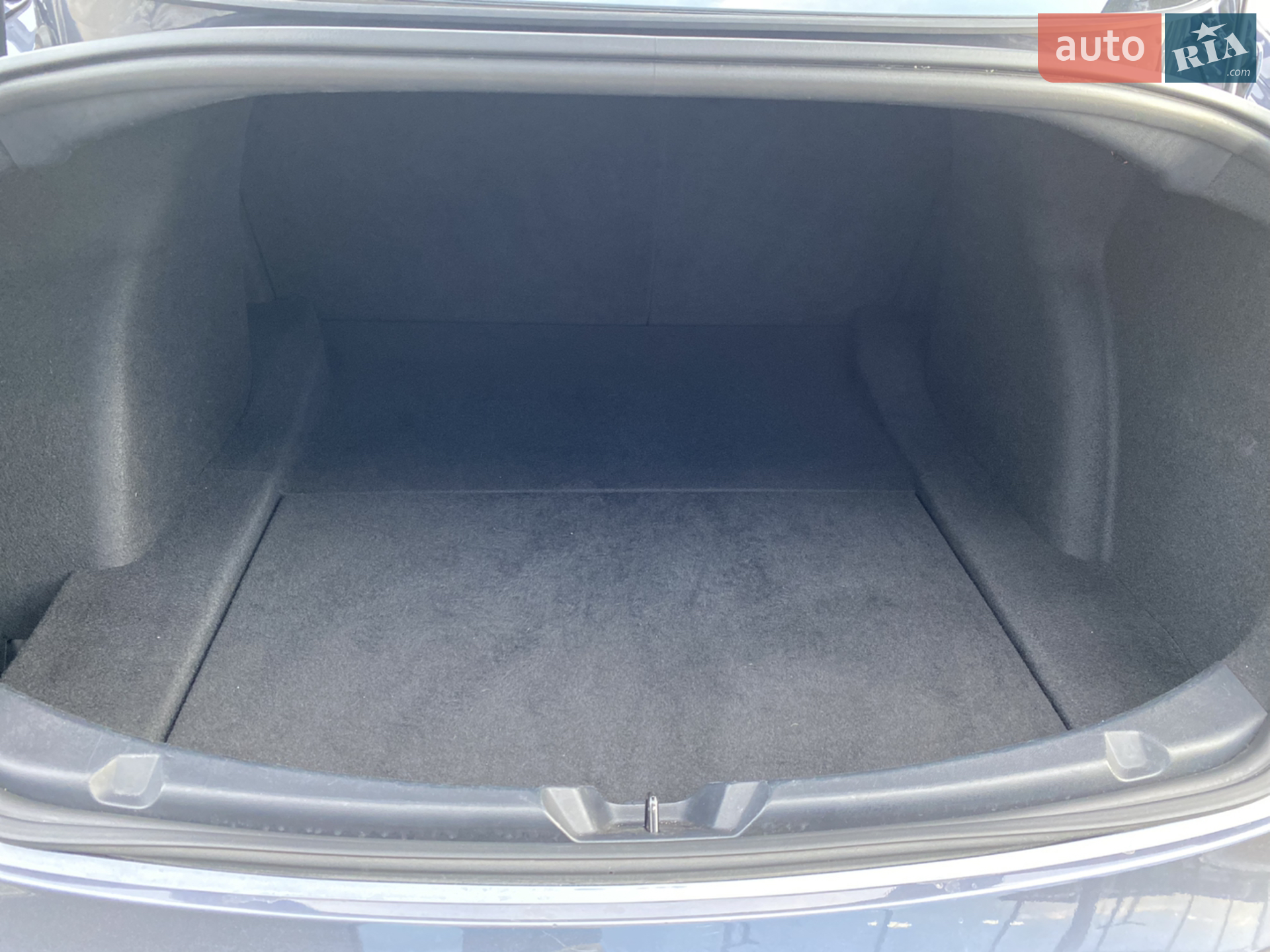 2020 Tesla Model 3 - мініатюра 37