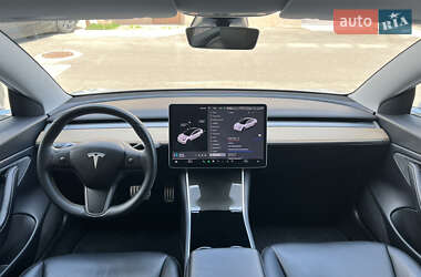 Седан Tesla Model 3 2019 в Харькове
