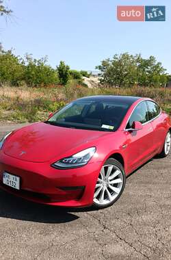 Седан Tesla Model 3 2018 в Днепре