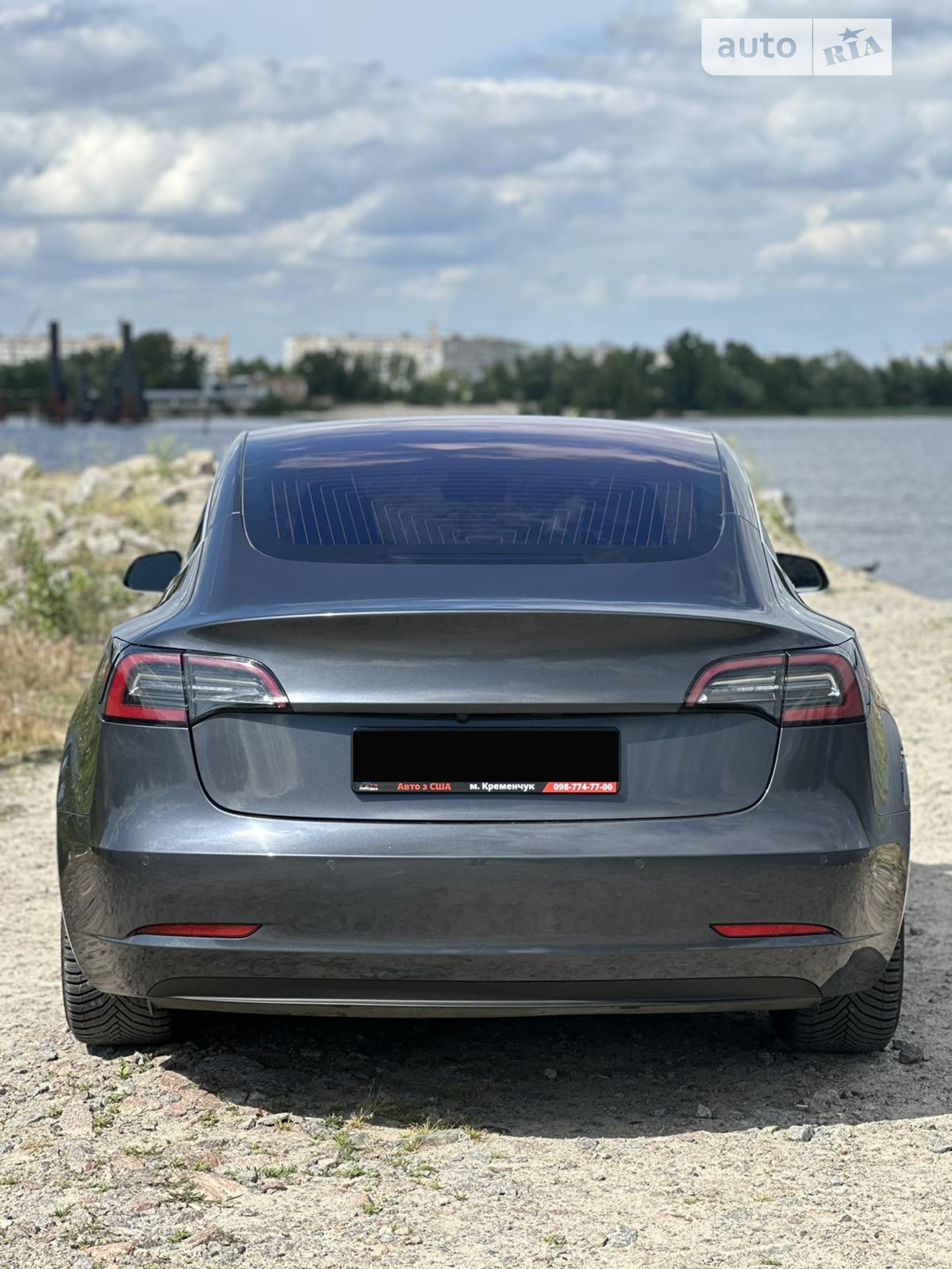 2018 Tesla Model 3 - мініатюра 16