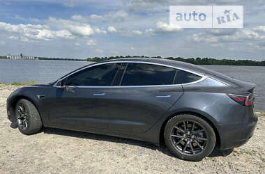 Седан Tesla Model 3 2018 в Кременчуці фото 17 Седан Tesla Model 3 2018 в Кременчуці