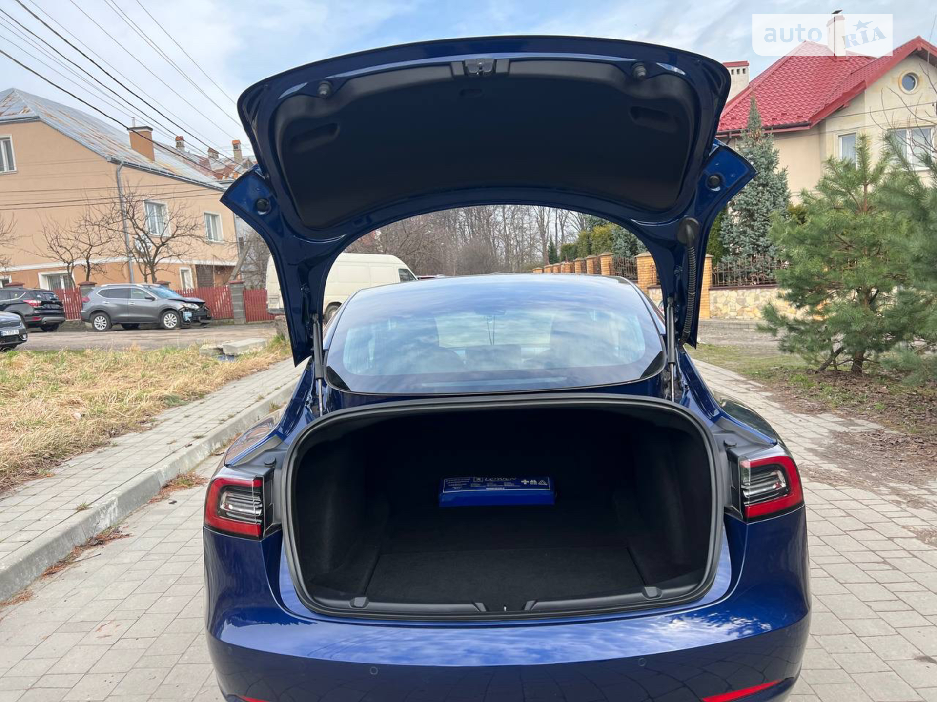 2019 Tesla Model 3 - мініатюра 3