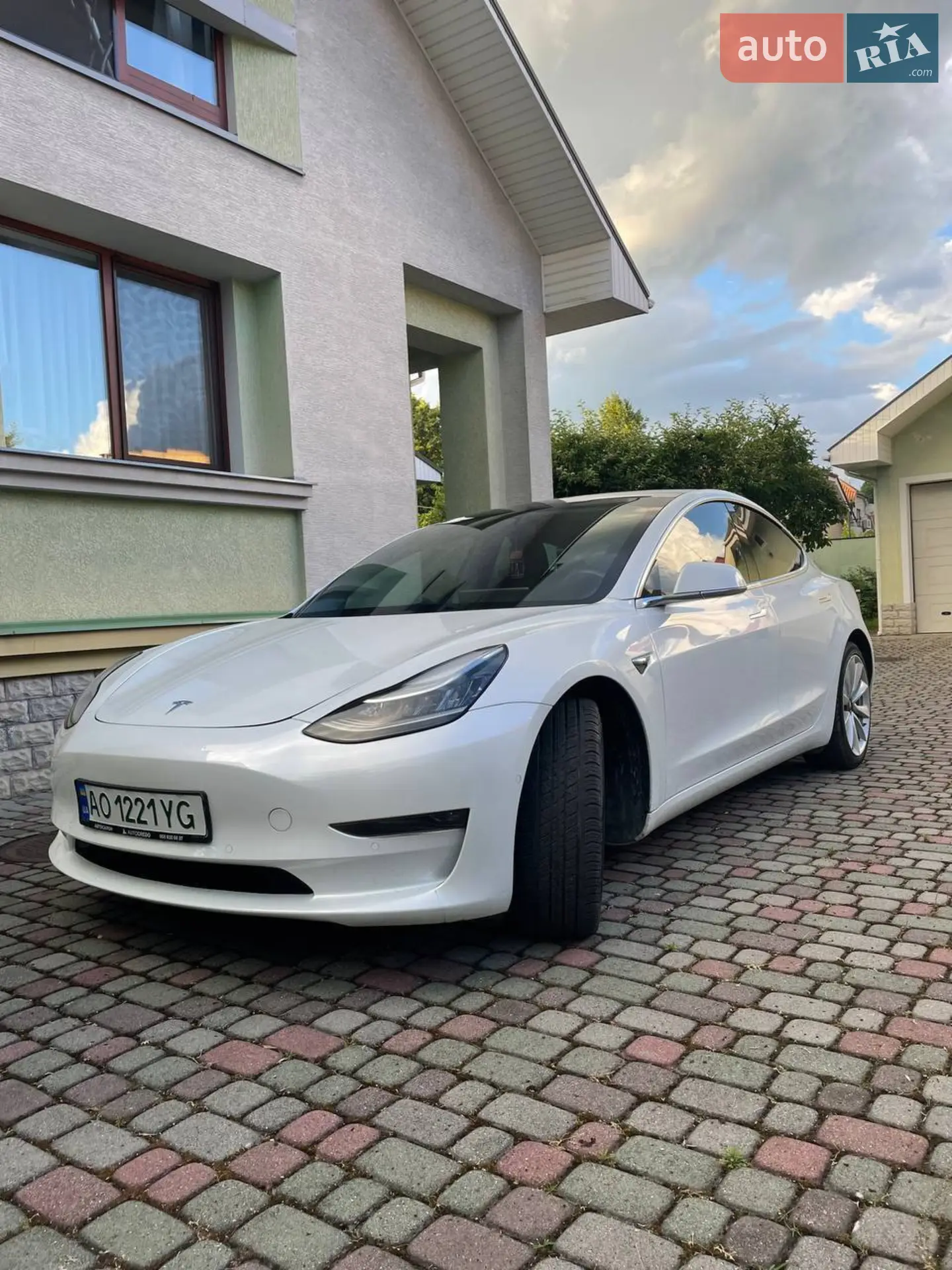 2019 Tesla Model 3 - мініатюра 3