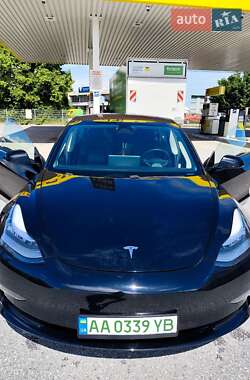 Седан Tesla Model 3 2018 в Днепре