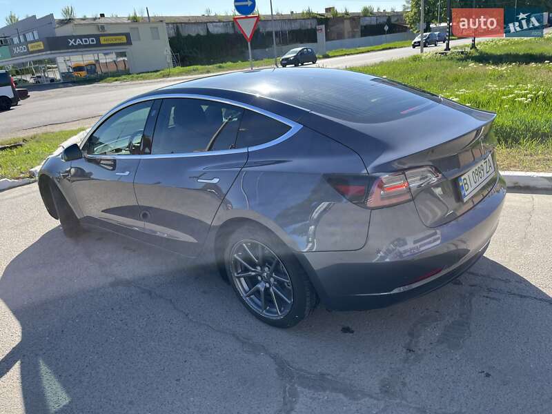 Седан Tesla Model 3 2020 в Полтаві фото 5 Седан Tesla Model 3 2020 в Полтаві