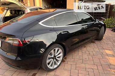 Седан Tesla Model 3 2018 в Луцке