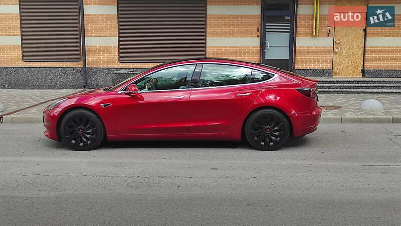 Седан Tesla Model 3 2019 в Харькове