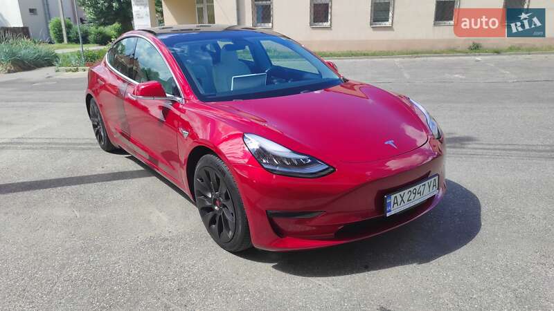 Tesla Model 3 2019