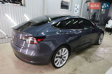 Седан Tesla Model 3 2021 в Полтаві