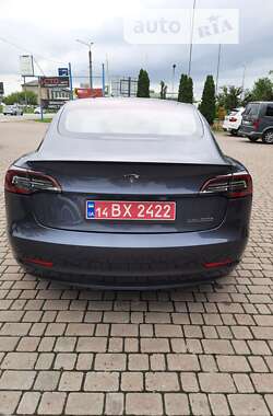 Седан Tesla Model 3 2018 в Івано-Франківську