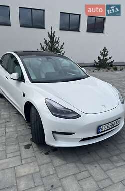 Седан Tesla Model 3 2021 в Луцке