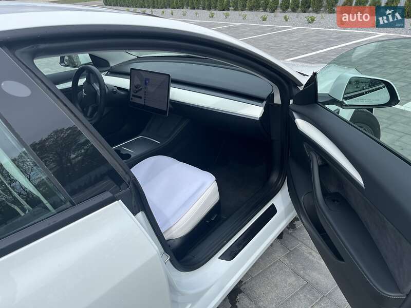 Седан Tesla Model 3 2021 в Луцьку фото 14 Седан Tesla Model 3 2021 в Луцьку
