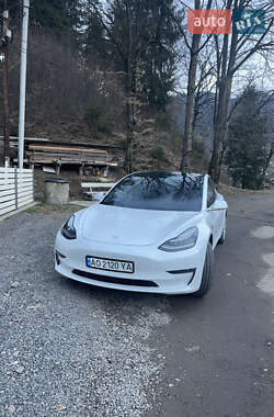 Седан Tesla Model 3 2019 в 