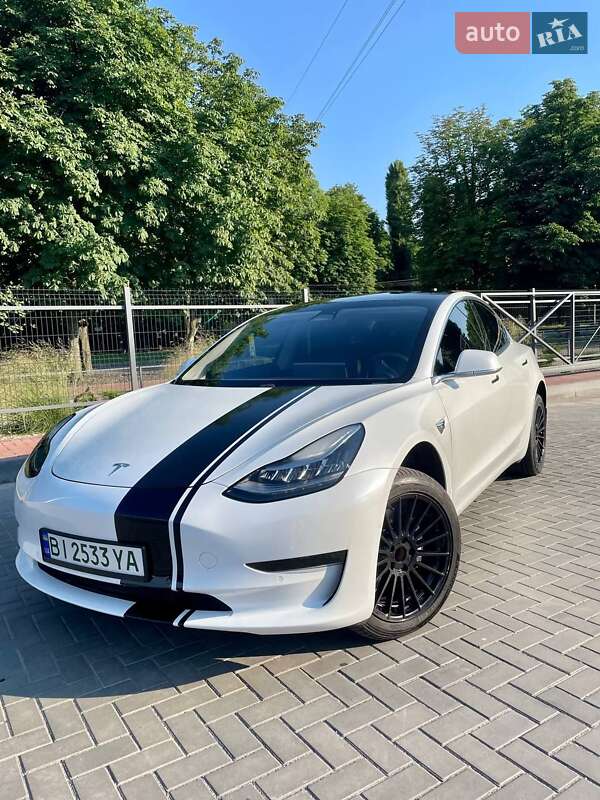 Tesla Model 3 2020 Tesla Model 3 2020