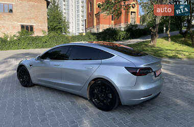 Седан Tesla Model 3 2018 в 