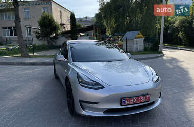 Седан Tesla Model 3 2018 в 