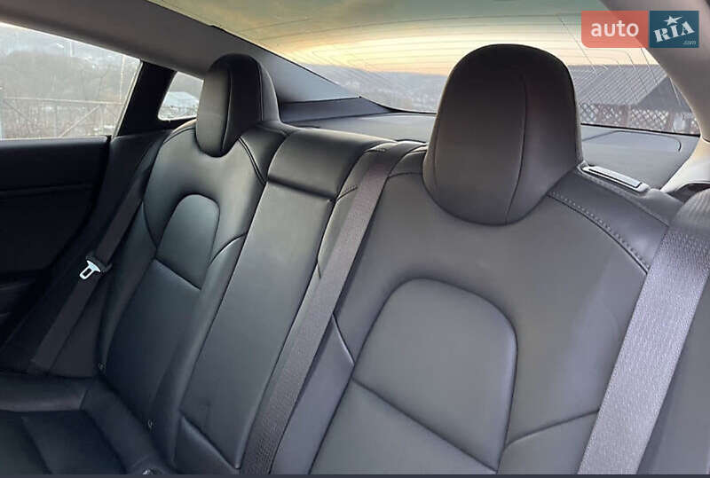 Седан Tesla Model 3 2020 в Млинове фото 11 Седан Tesla Model 3 2020 в Млинове