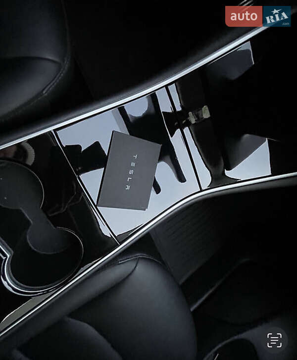 Седан Tesla Model 3 2020 в Млинове фото 28 Седан Tesla Model 3 2020 в Млинове