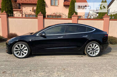 Седан Tesla Model 3 2019 в Луцке