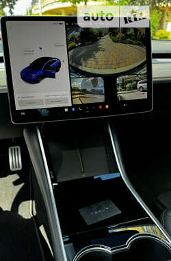 Седан Tesla Model 3 2018 в Киеве