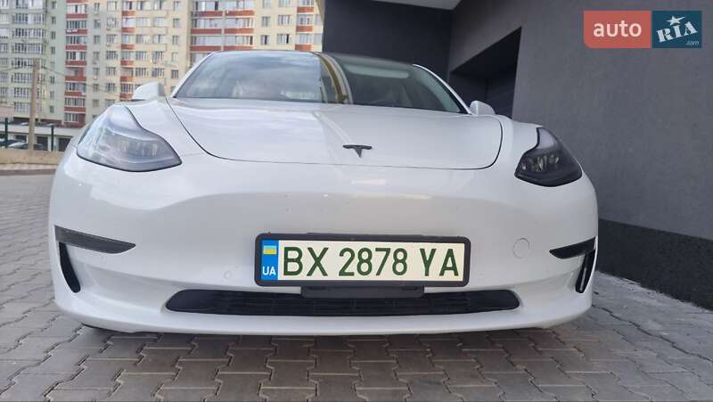 Седан Tesla Model 3 2022 в Хмельницькому