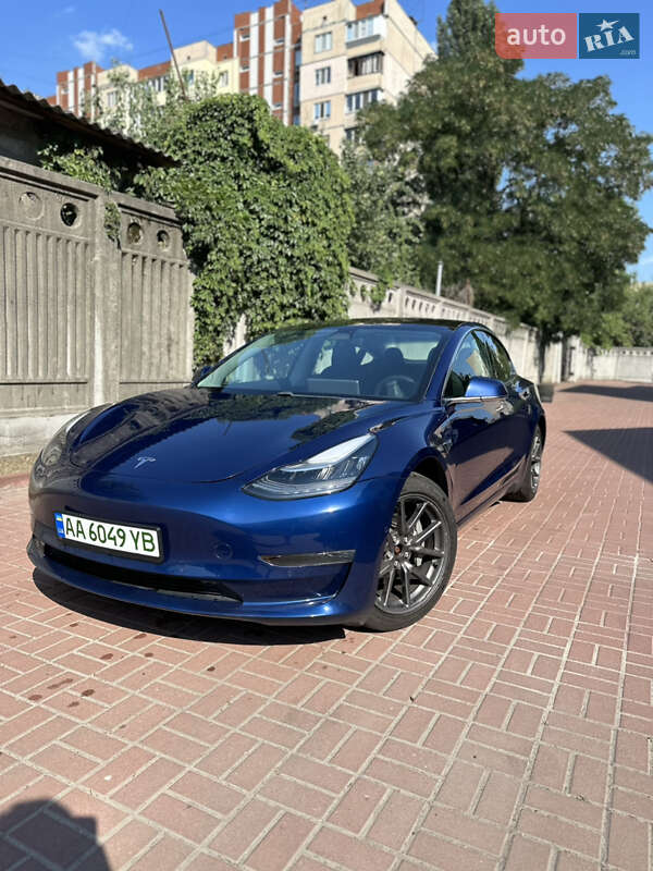 Tesla Model 3 2018