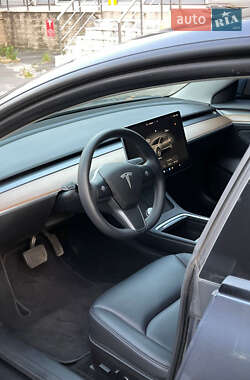 Седан Tesla Model 3 2022 в Киеве