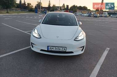 Седан Tesla Model 3 2018 в Житомирі