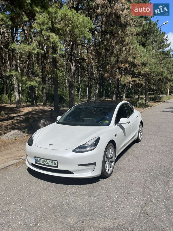 Седан Tesla Model 3 2019 в Запорожье