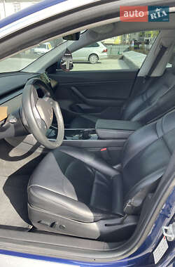 Седан Tesla Model 3 2018 в 