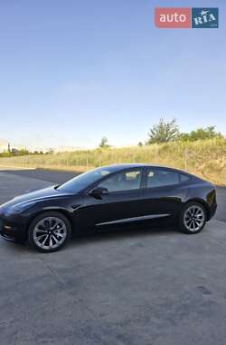 Седан Tesla Model 3 2021 в Запоріжжі