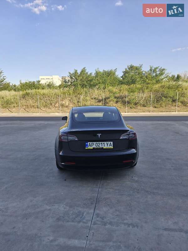Седан Tesla Model 3 2021 в Запоріжжі