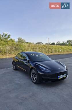 Седан Tesla Model 3 2021 в Дніпрі