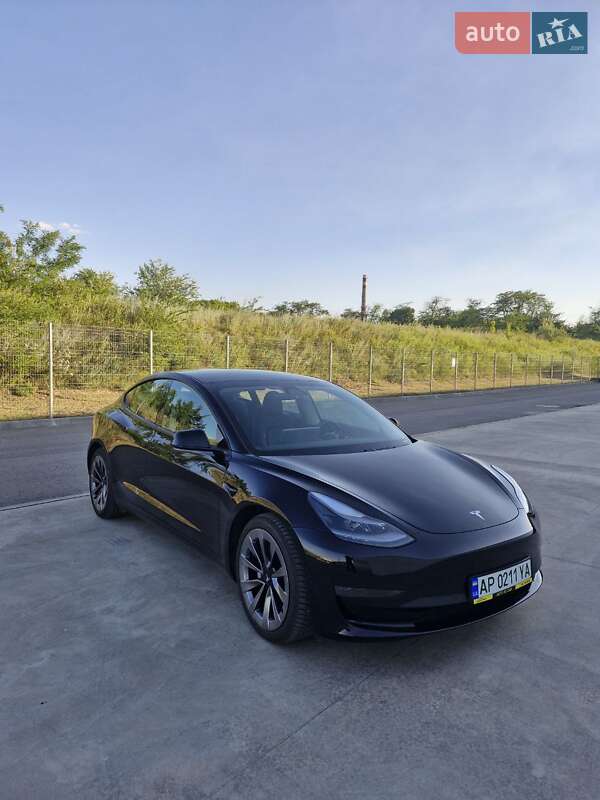 Седан Tesla Model 3 2021 в Запоріжжі фото 3 Седан Tesla Model 3 2021 в Запоріжжі