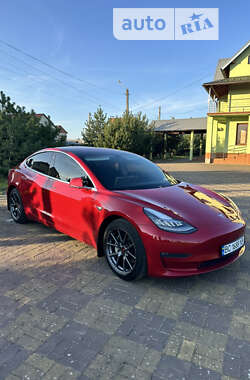 Седан Tesla Model 3 2018 в Самборі