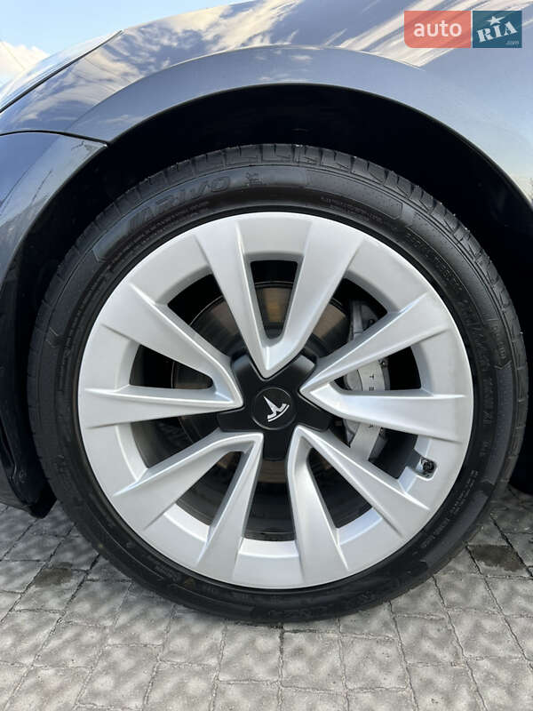 Седан Tesla Model 3 2020 в Полтаве
