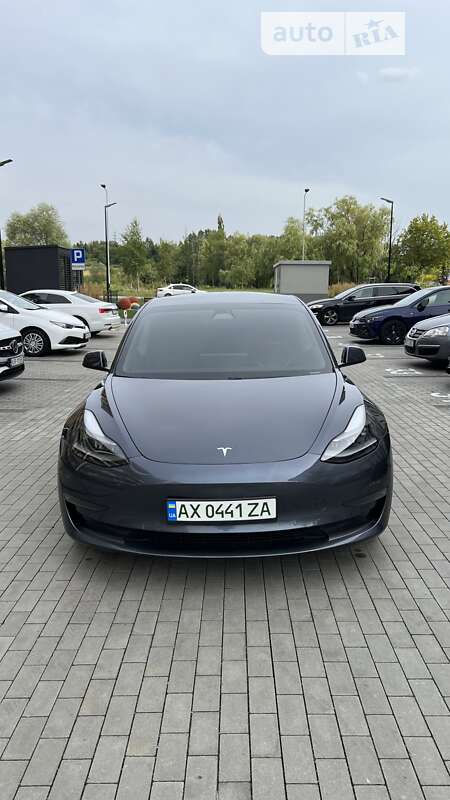 Tesla Model 3 2021