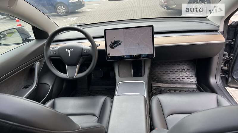 Седан Tesla Model 3 2021 в Харькове