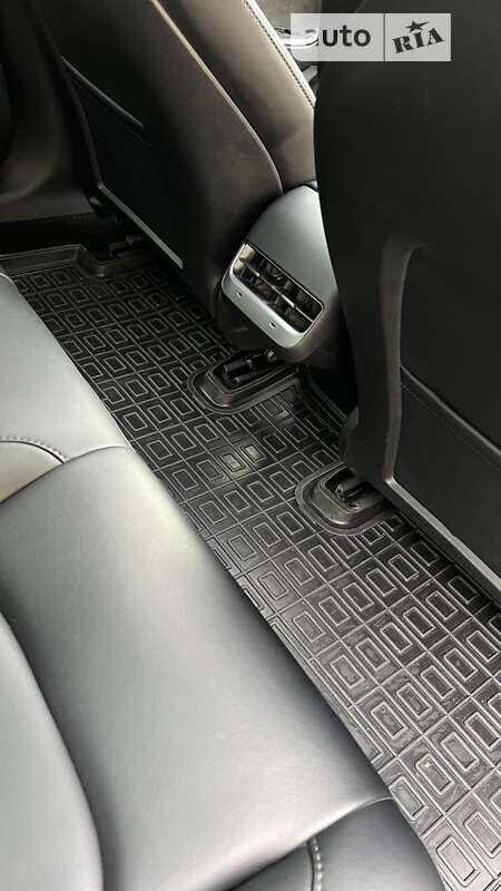 Седан Tesla Model 3 2021 в Харькове