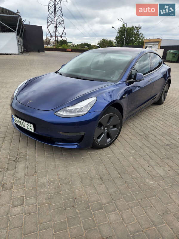 Седан Tesla Model 3 2018 в Одесі