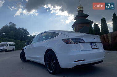 Седан Tesla Model 3 2018 в 