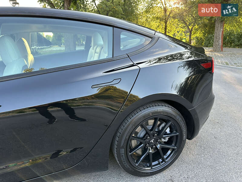 Седан Tesla Model 3 2021 в Харькове фото 14 Седан Tesla Model 3 2021 в Харькове