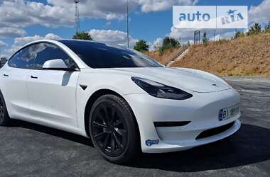 Седан Tesla Model 3 2021 в Полтаве