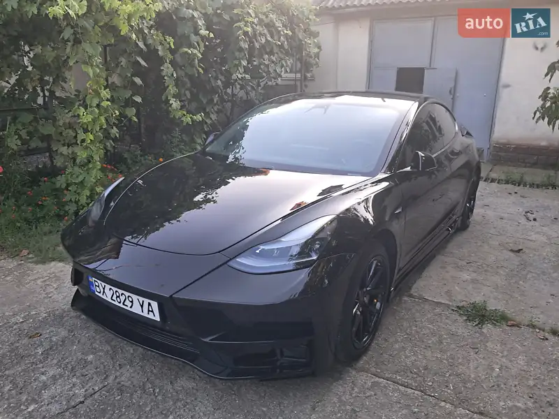 Tesla Model 3